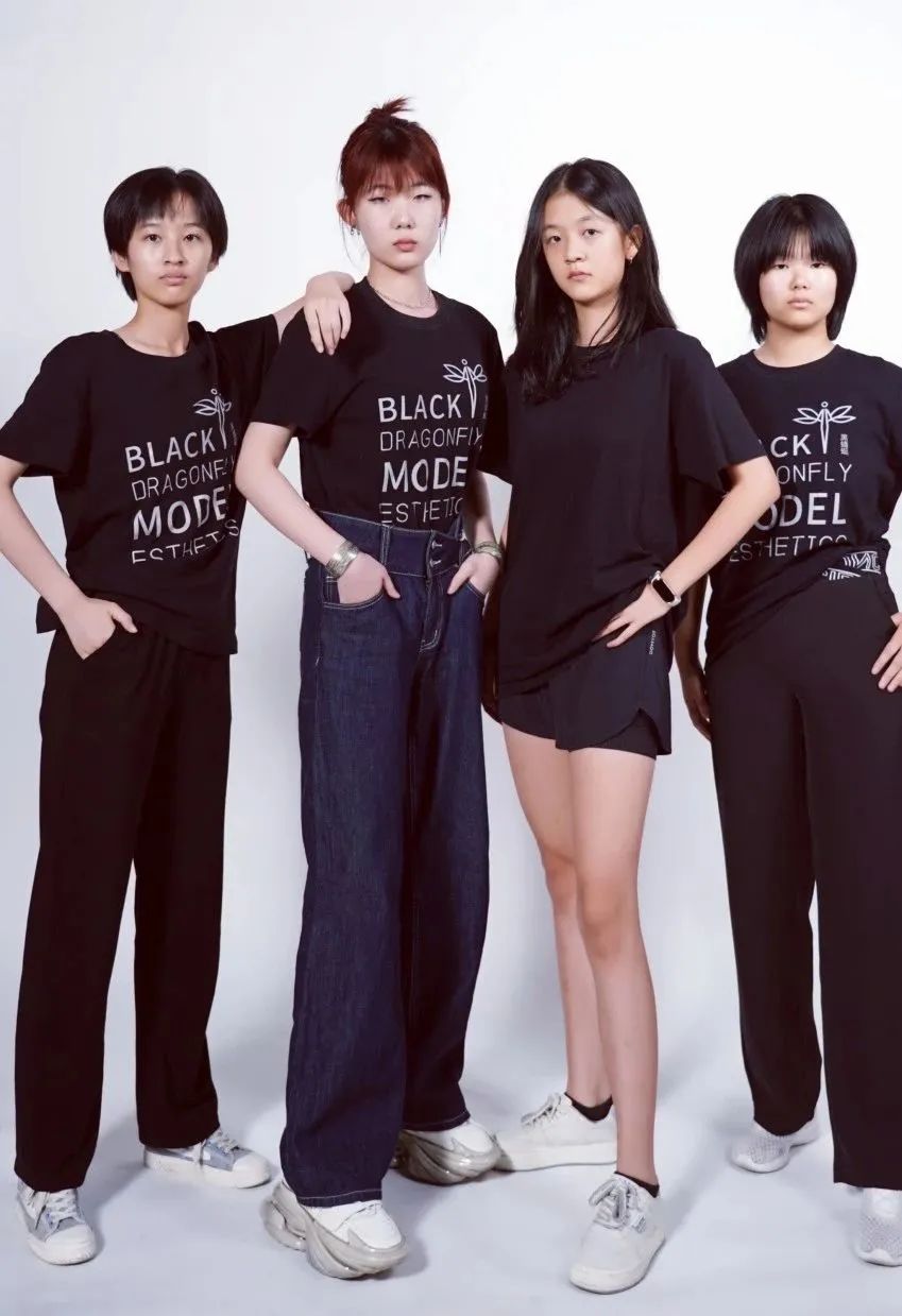 此时好，一生好 | ​黑蜻蜓“有模有样”青少年形体美育班完美收官