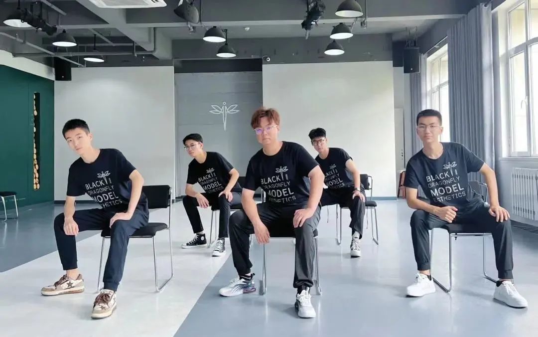 此时好，一生好 | ​黑蜻蜓“有模有样”青少年形体美育班完美收官