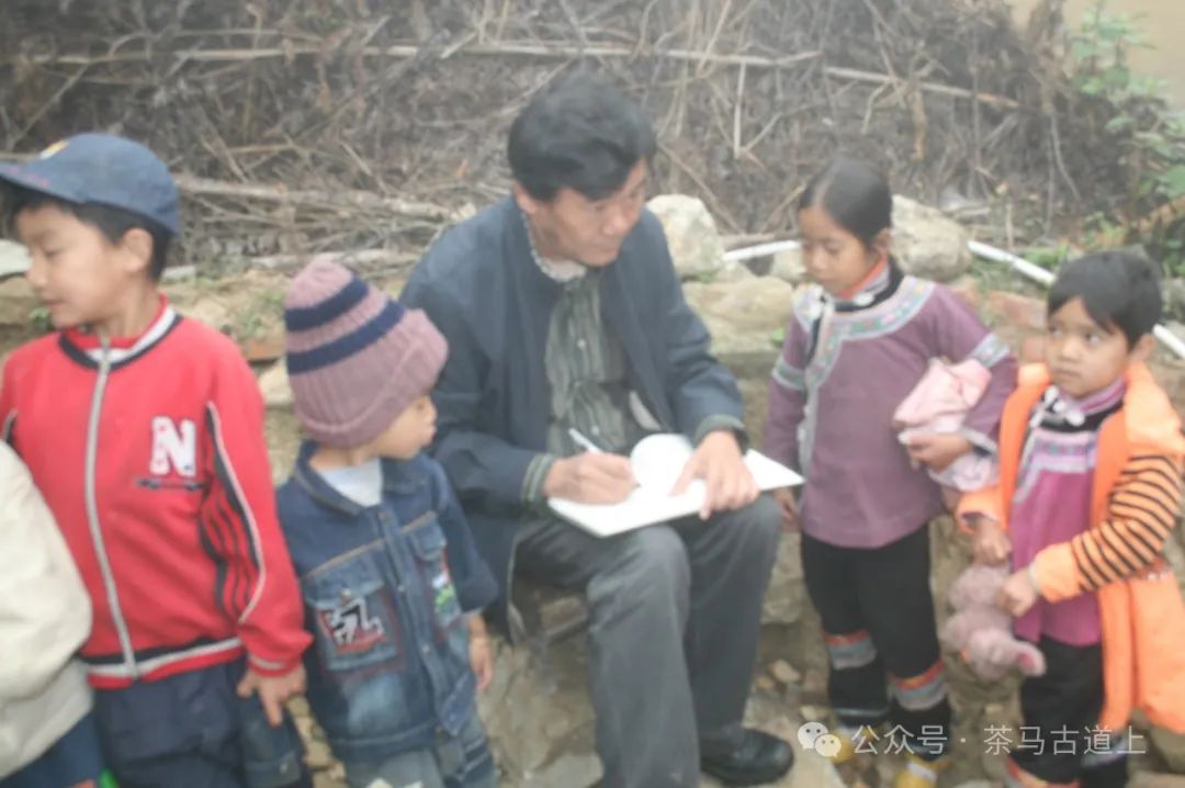往事一去不复返，只有思念在心头……随舒建新再游云南哈尼民俗村