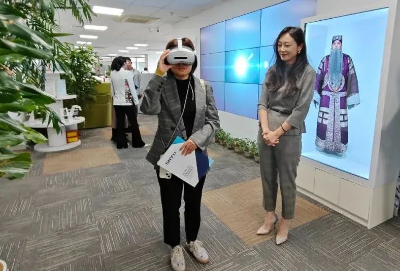 韩国生产技术研究院代表团一行昨日到遥在科技参观交流