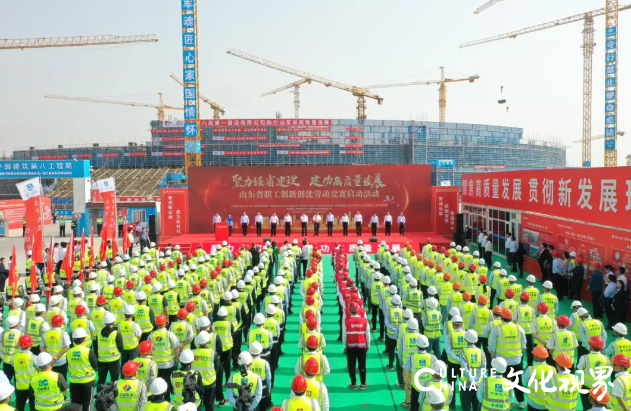 中建八局一公司党委副书记、工会主席聂丽荣获“全国优秀工会工作者”称号
