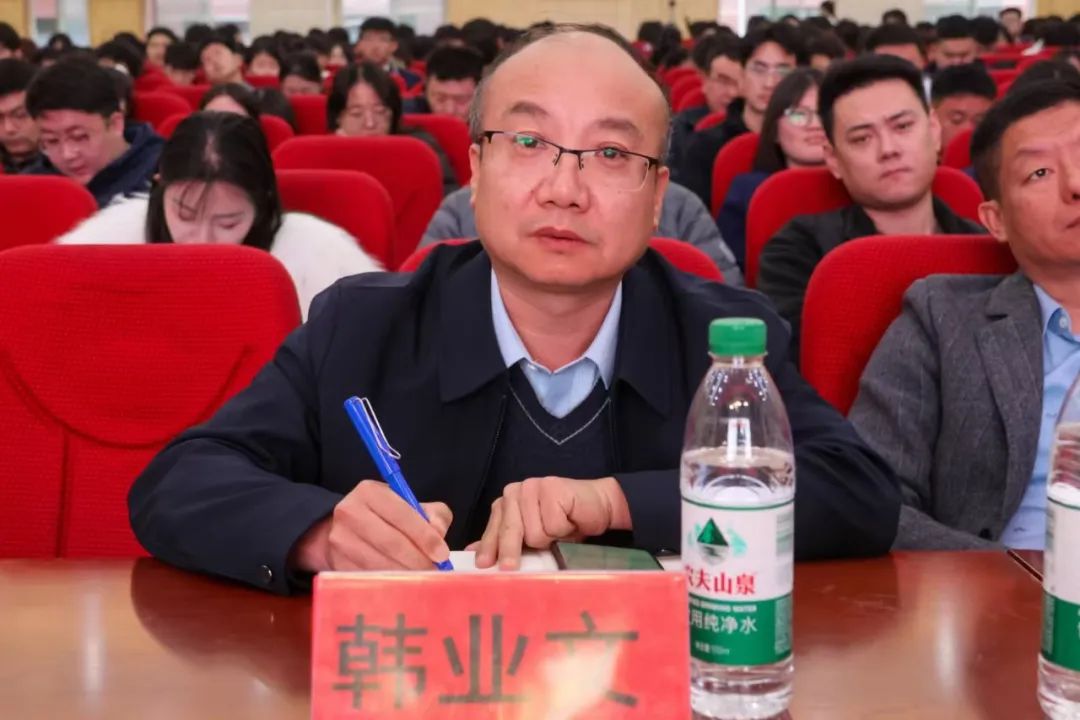 这份阳光让孩子们心底开出花——山东工程职业技术大学举办“心向阳、共成长”心理健康教育主题活动