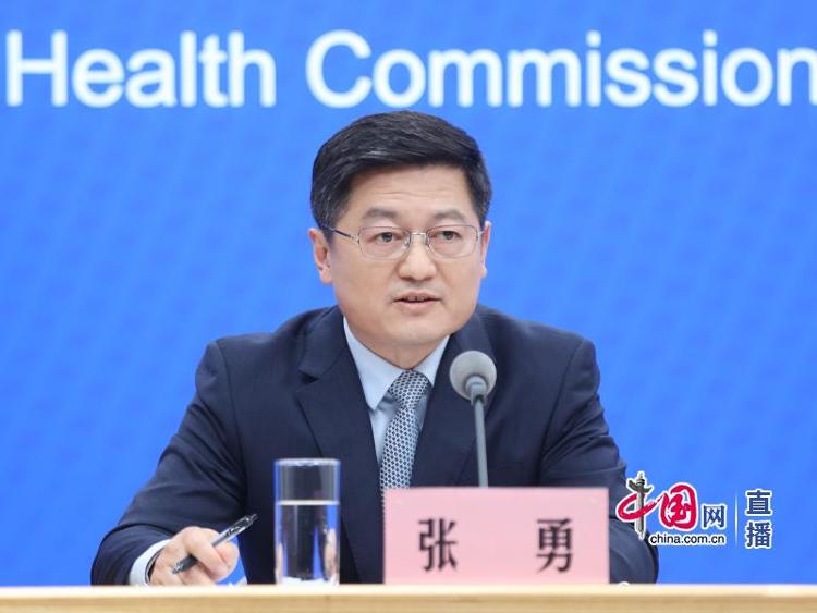 我国发病率前五位癌：肺癌、结直肠癌、胃癌、肝癌和乳腺癌