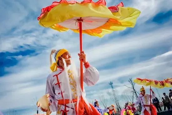喜爱民俗体验的看过来——济南商河非遗秧歌汇演 温泉亲子旅游，让你的秋冬周末不乏味