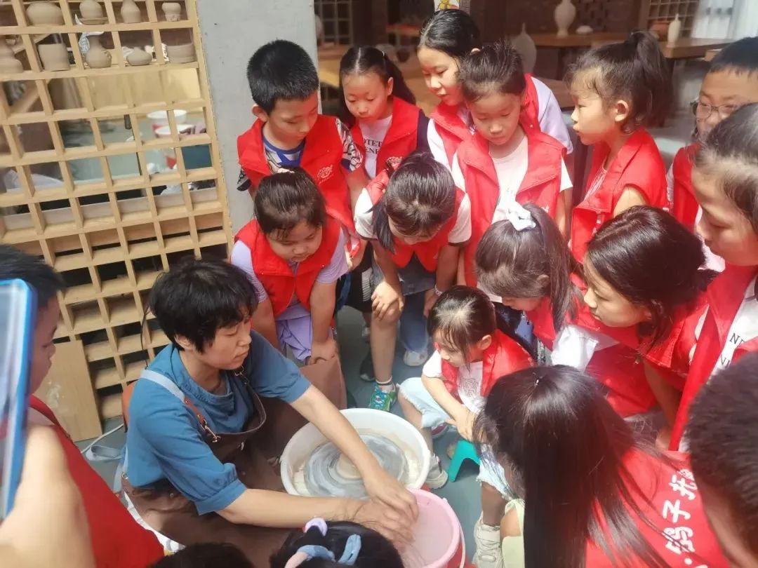 喜爱民俗体验的看过来——济南商河非遗秧歌汇演 温泉亲子旅游，让你的秋冬周末不乏味