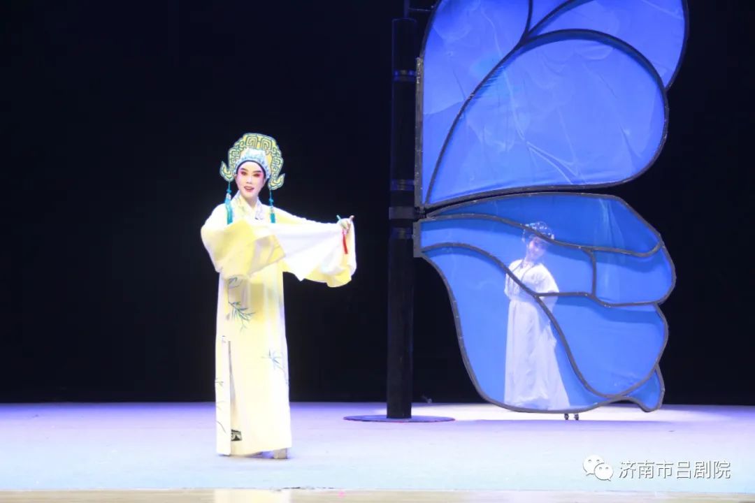 高雅艺术进校园：小剧场吕剧《山伯》又连续走进山东三所省属高校