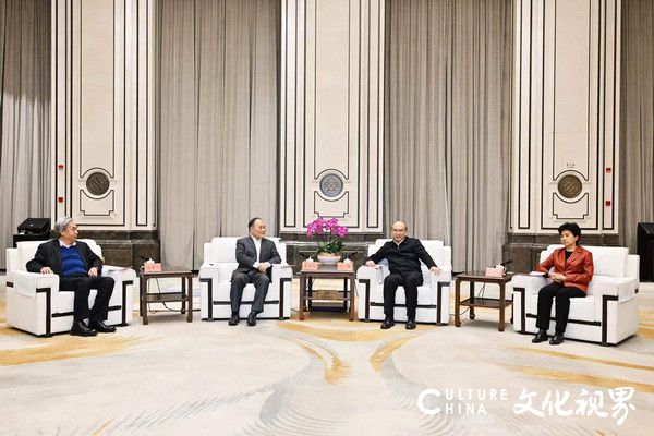 哈尔滨市政府“牵手”吉利汽车集团，围绕汽车产业链配套等方面深化合作 互利共赢