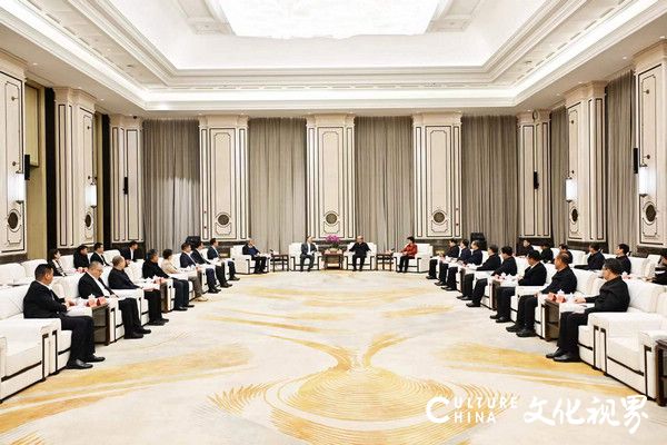 哈尔滨市政府“牵手”吉利汽车集团，围绕汽车产业链配套等方面深化合作 互利共赢