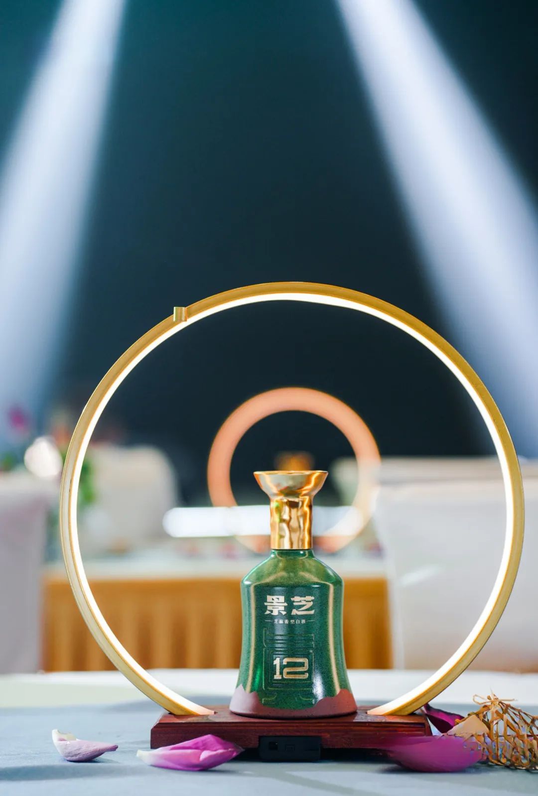 “景芝芝香·真12年”荣获2023ifaac世界名酒年度大赛金奖