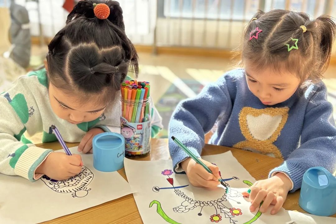 走读城市 微观历史 | 济南市慧思顿高瞻幼儿园探究式学习课程，带娃娃们品味11座城市的历史人文和烟火气