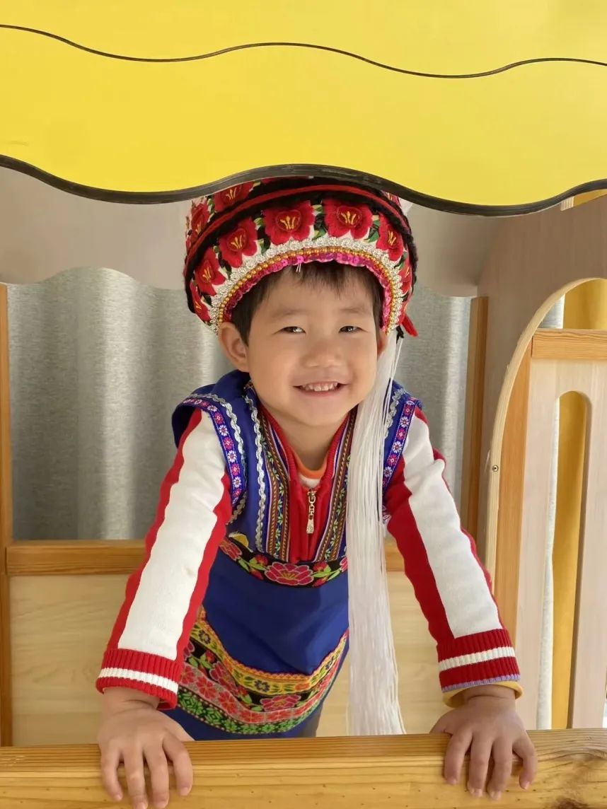 走读城市 微观历史 | 济南市慧思顿高瞻幼儿园探究式学习课程，带娃娃们品味11座城市的历史人文和烟火气