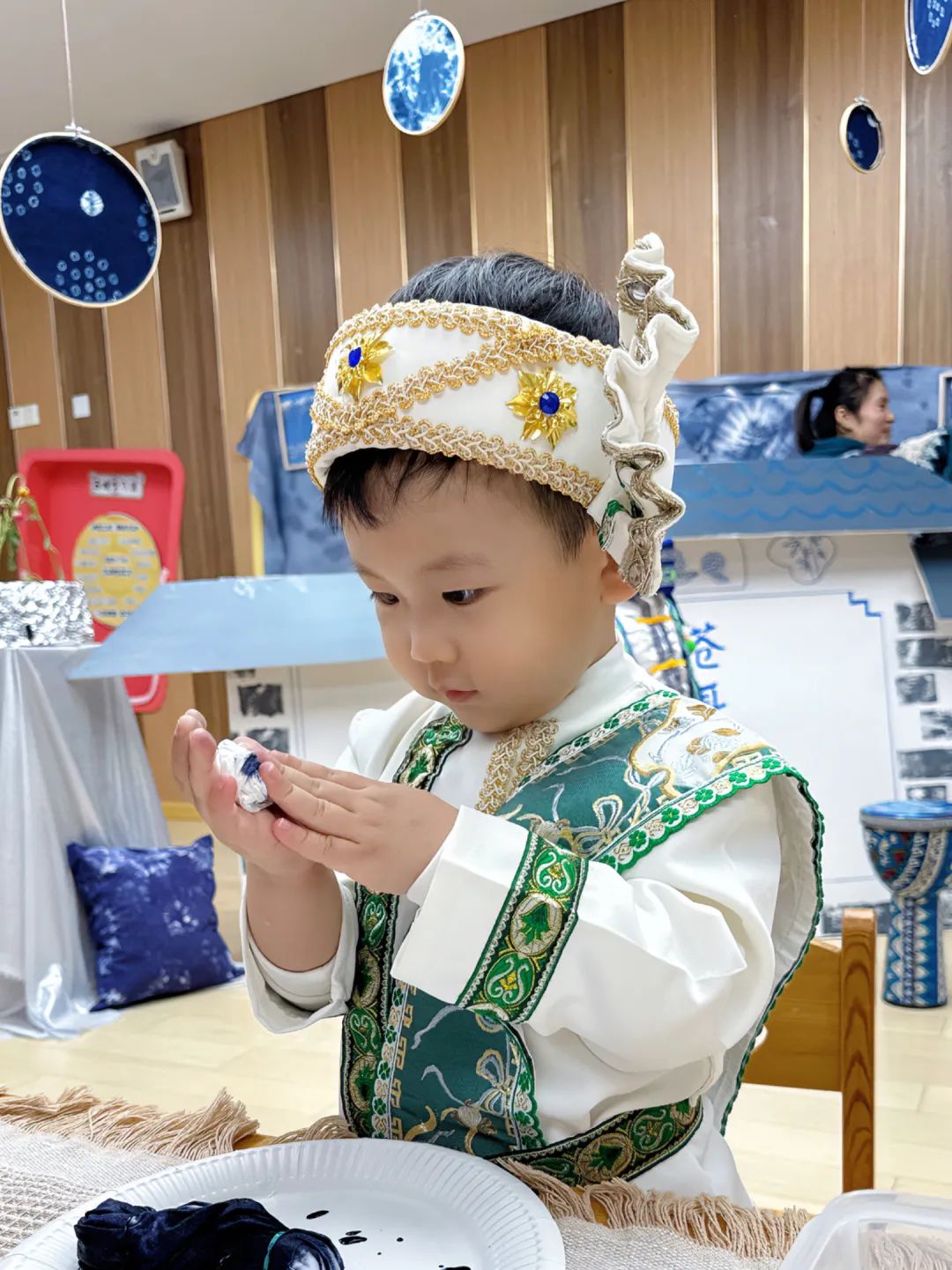 走读城市 微观历史 | 济南市慧思顿高瞻幼儿园探究式学习课程，带娃娃们品味11座城市的历史人文和烟火气