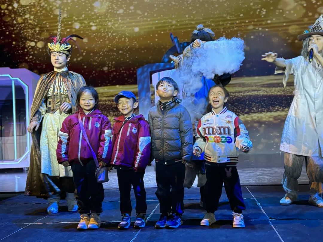 走读城市 微观历史 | 济南市慧思顿高瞻幼儿园探究式学习课程，带娃娃们品味11座城市的历史人文和烟火气