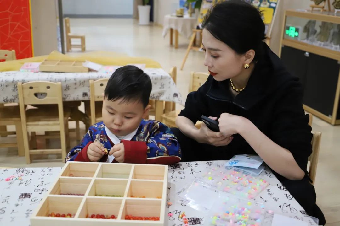 走读城市 微观历史 | 济南市慧思顿高瞻幼儿园探究式学习课程，带娃娃们品味11座城市的历史人文和烟火气