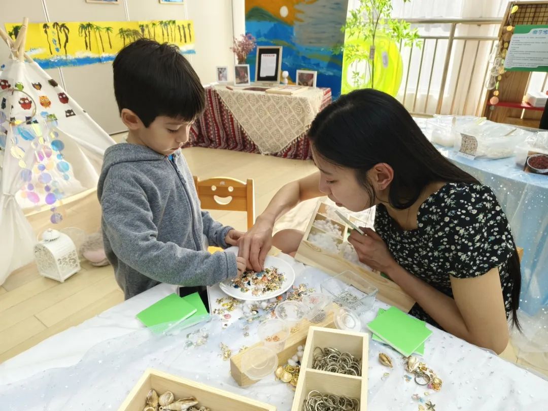 走读城市 微观历史 | 济南市慧思顿高瞻幼儿园探究式学习课程，带娃娃们品味11座城市的历史人文和烟火气