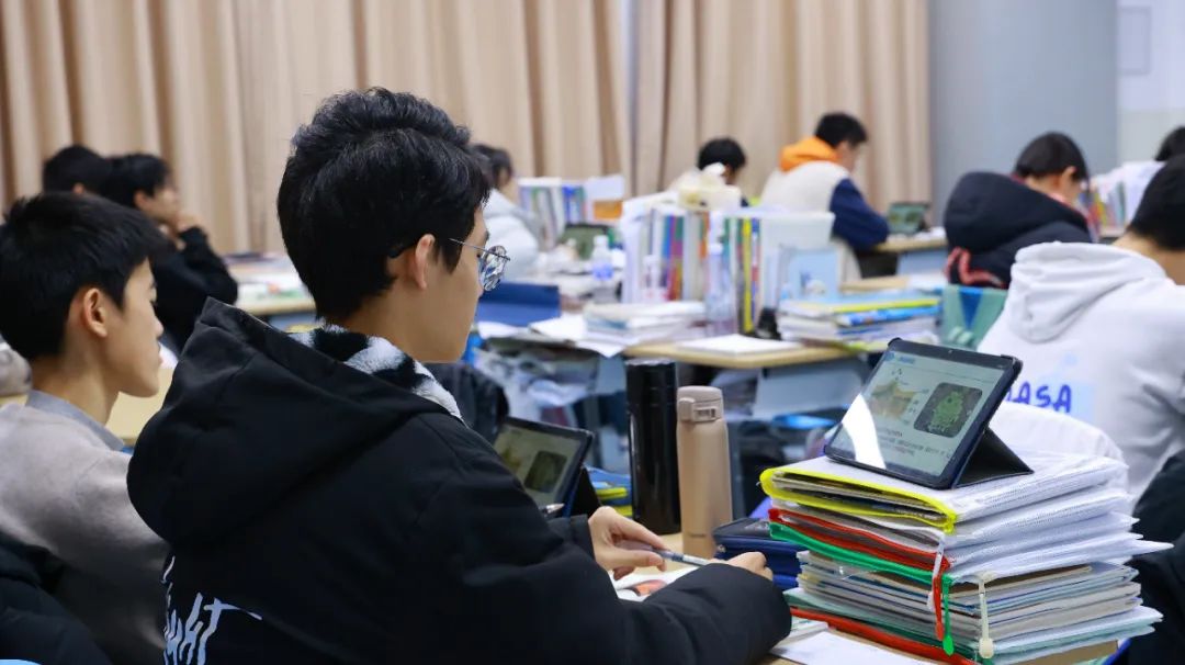 “师生合一”获海尔集团全员参与共建卓越生态文化创新成果卓越贡献奖